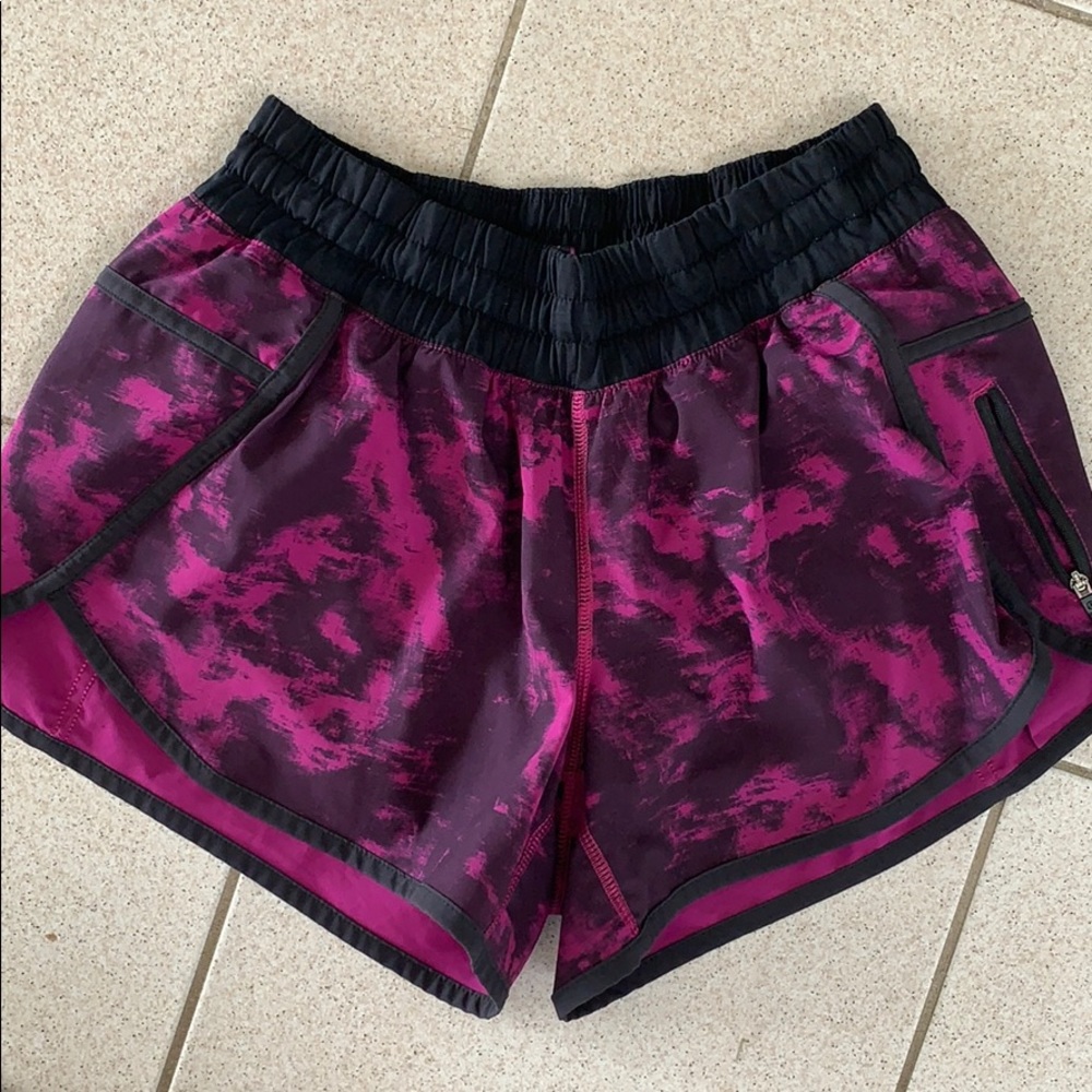 Lululemon tracker shorts